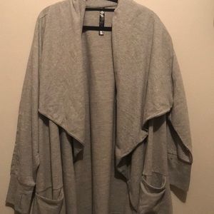 NEVER WORN 90 degree by reflex grey sweater
